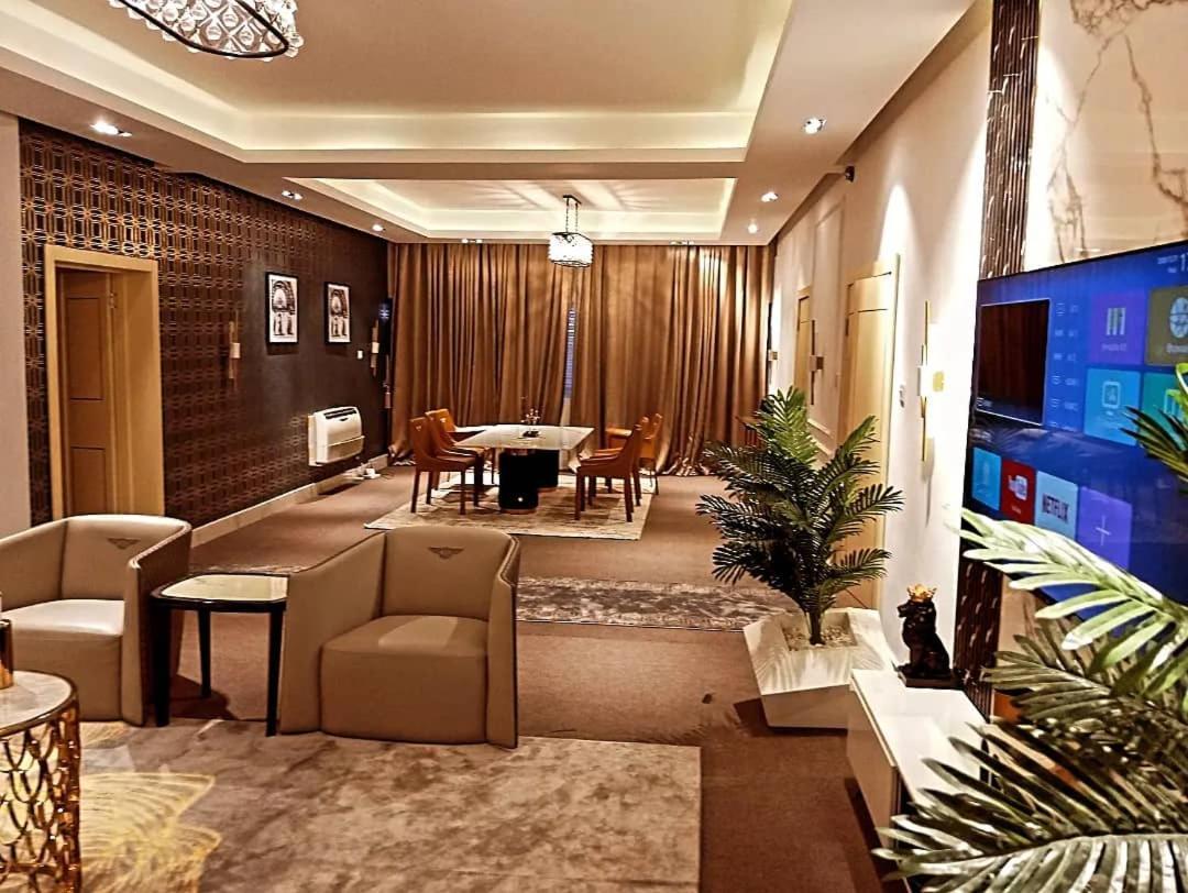 Sujimoto Residences Macdonald Lagos Extérieur photo