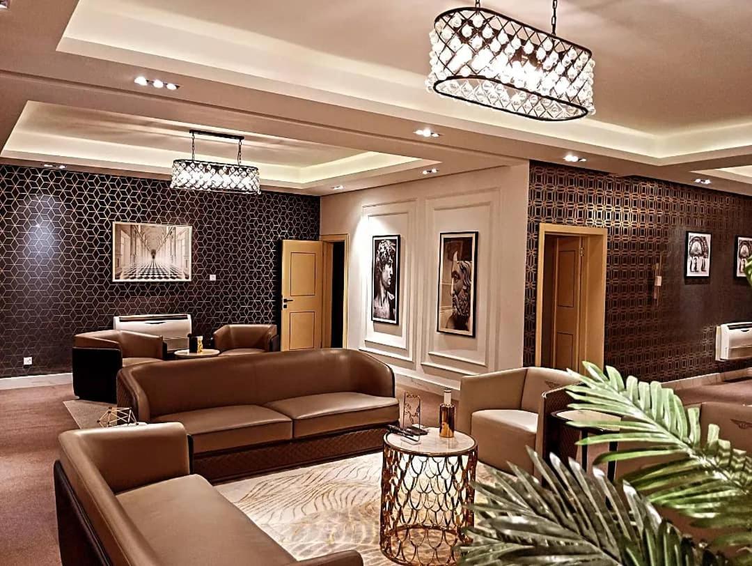 Sujimoto Residences Macdonald Lagos Extérieur photo