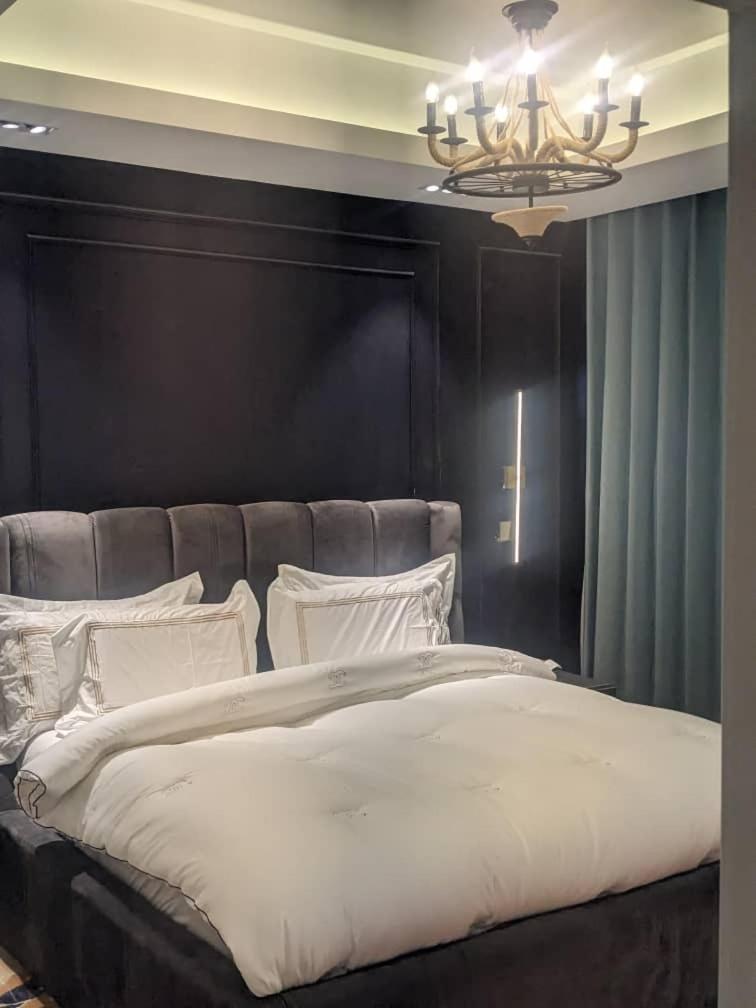 Sujimoto Residences Macdonald Lagos Extérieur photo