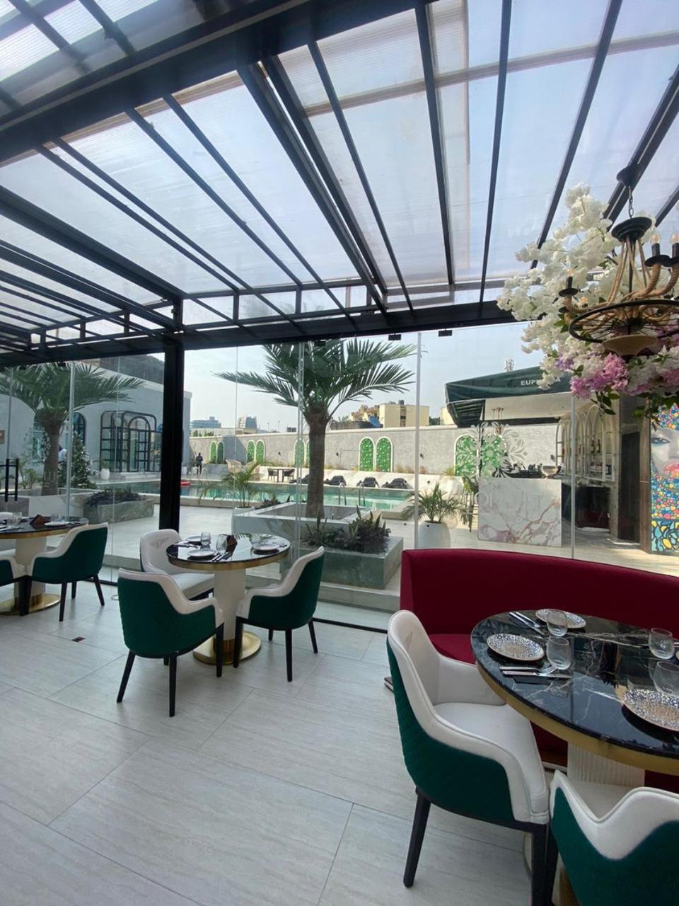 Sujimoto Residences Macdonald Lagos Extérieur photo