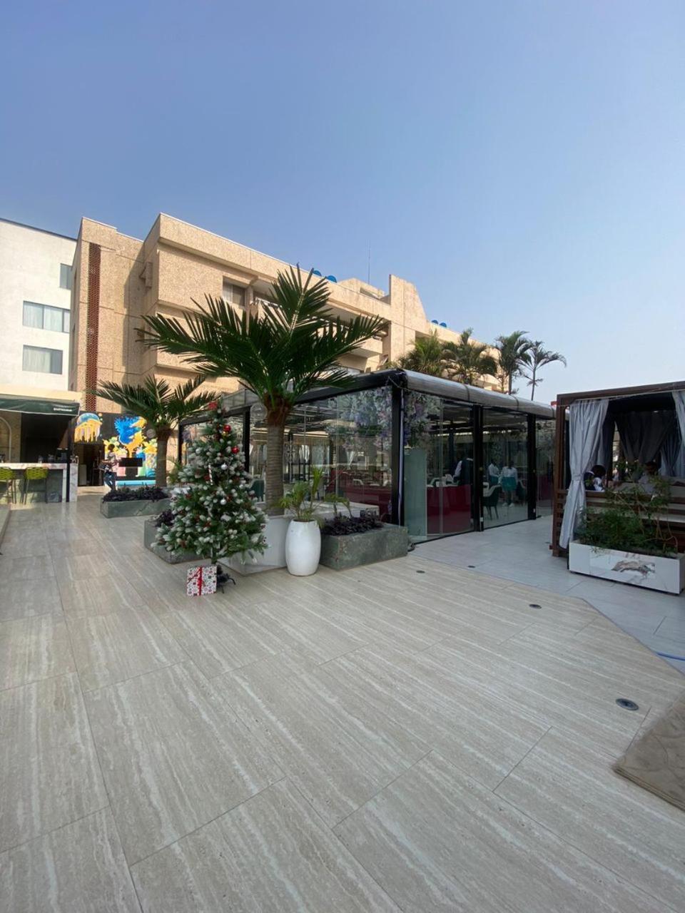Sujimoto Residences Macdonald Lagos Extérieur photo