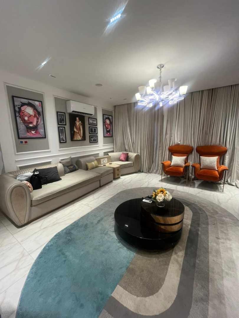Sujimoto Residences Macdonald Lagos Extérieur photo