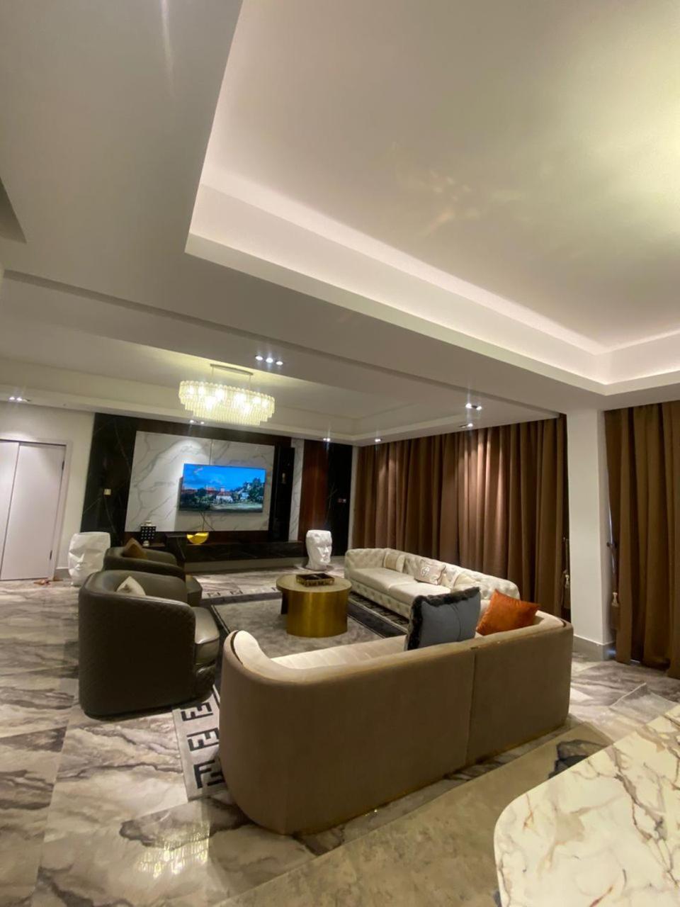 Sujimoto Residences Macdonald Lagos Extérieur photo