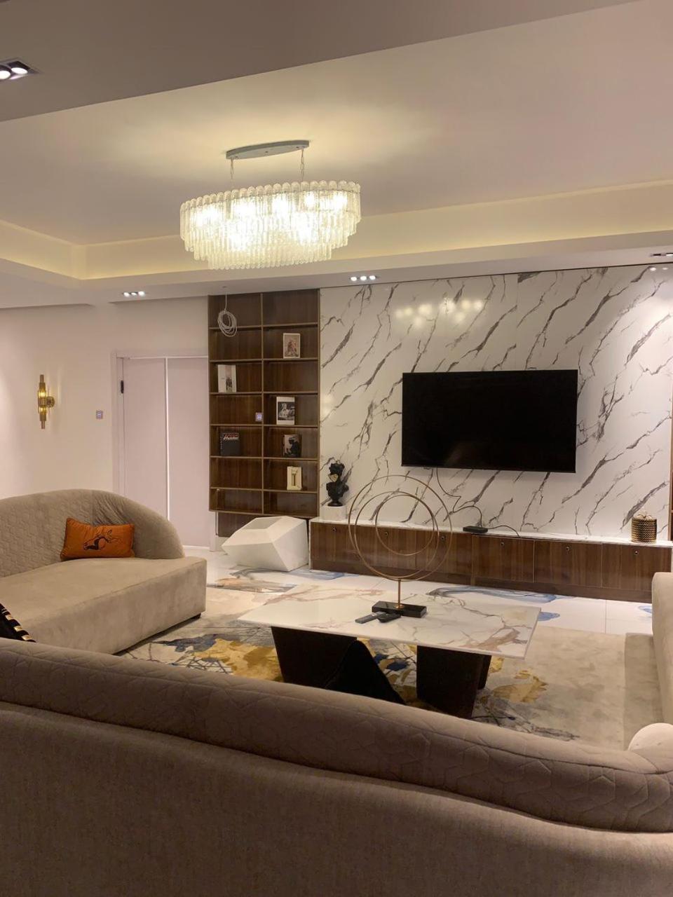Sujimoto Residences Macdonald Lagos Extérieur photo
